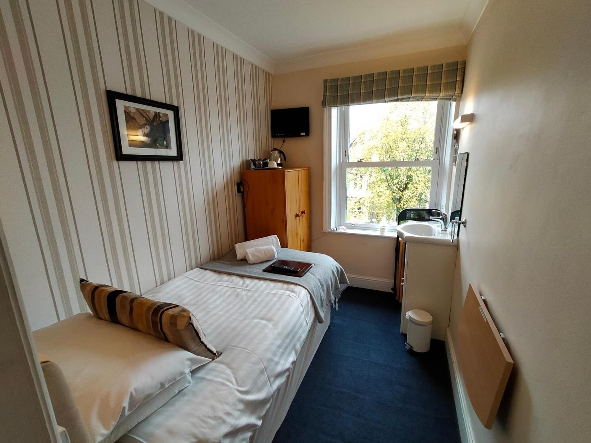 Arden House Ξενοδοχείο Χαρογκέιτ Εξωτερικό φωτογραφία